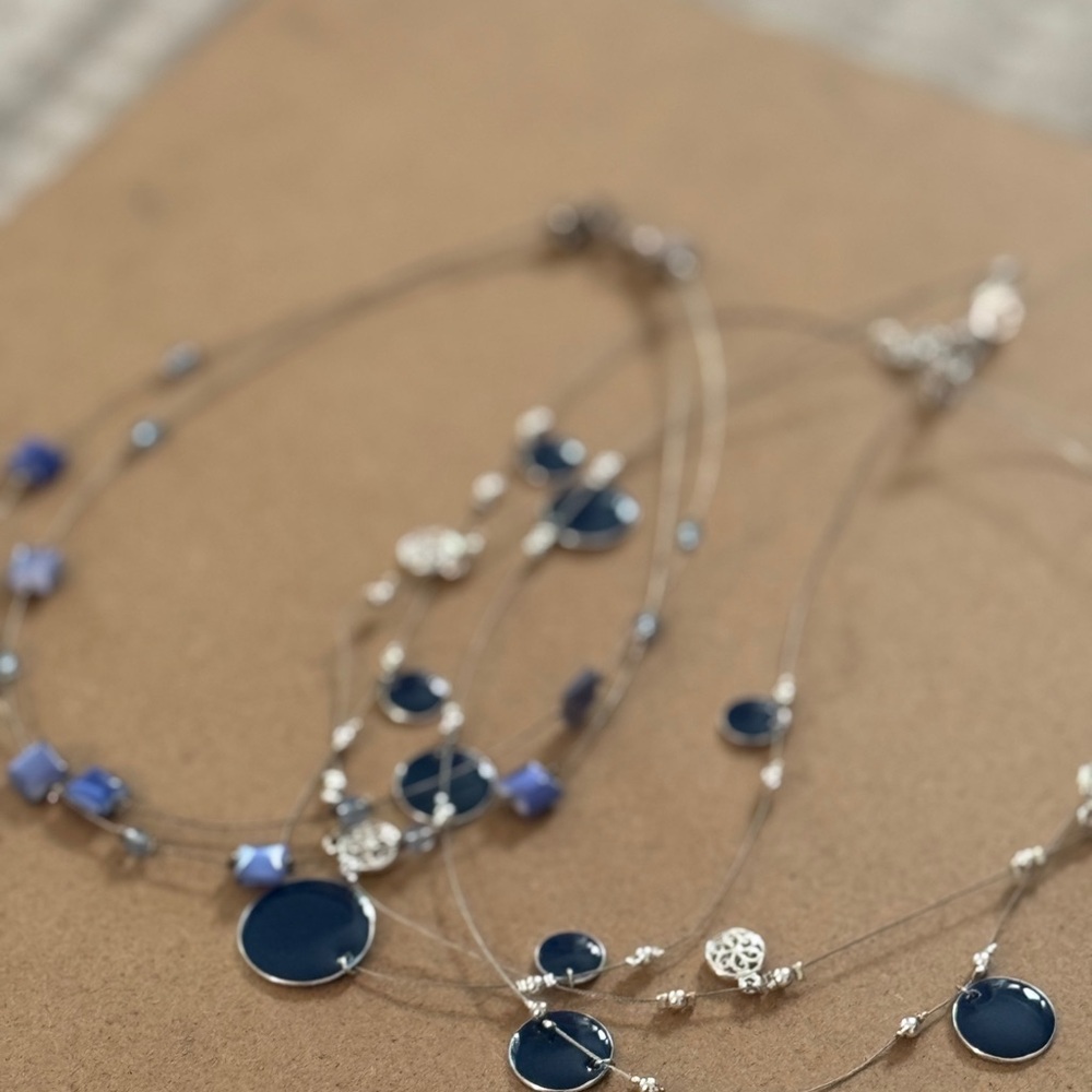 Elegant Blue and Silver Women's Necklace Set